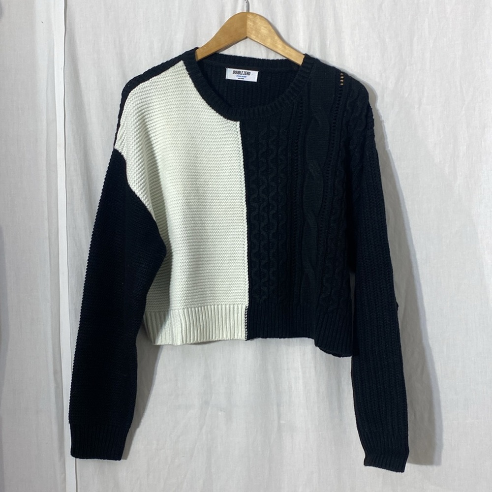 New- Double Zero Long Sleeve Black & White Crew Neck Pullover Sweater - Picture 1 of 6